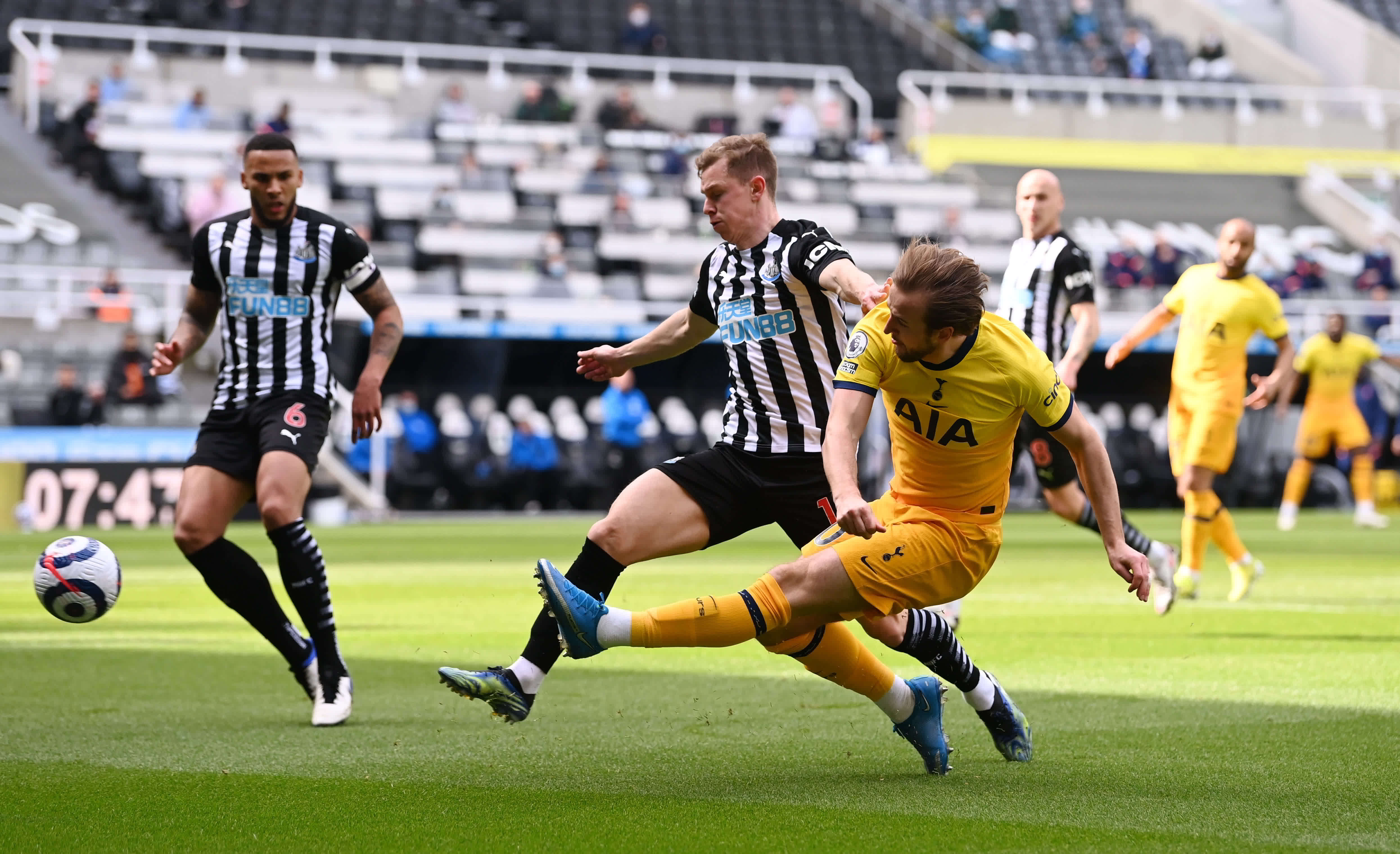 众多羽毛球 众多羽毛球